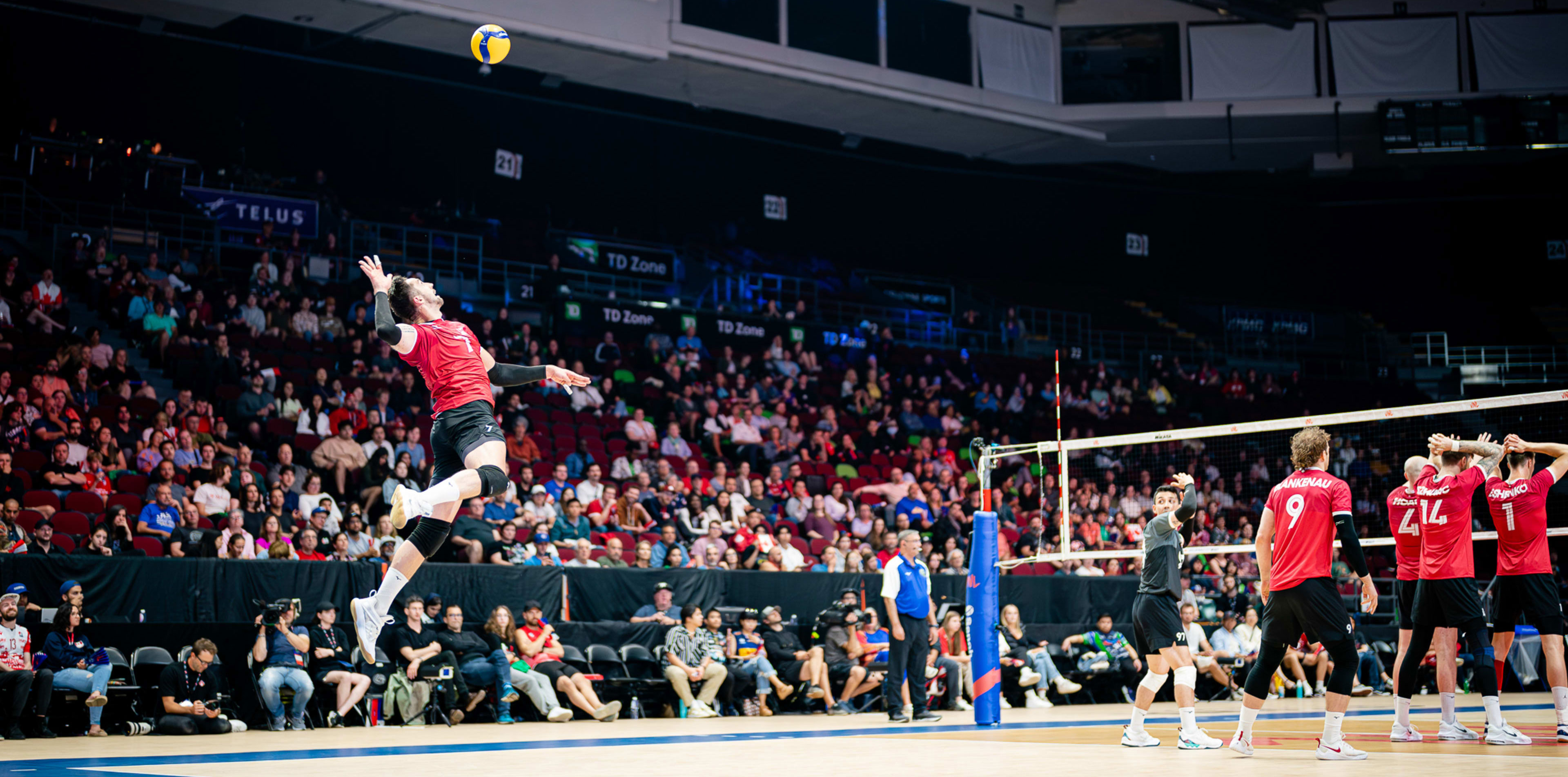 Men's team opens VNL 2023 with 32 over Cuba in Ottawa Volleyball Canada